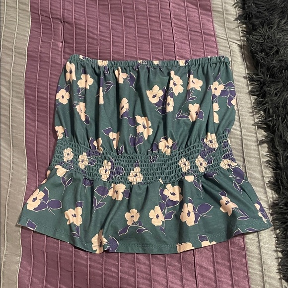 Les Serein Tops - Floral Green Tube Top